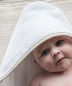 Cocoeko Cape De Bain Bébé Blanc -Bloom-boutique cape de bain bebe blanc 2