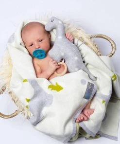 SEVIRA KIDS Couverture Bébé En Coton Bio Dino 80x100 Cm -Bloom-boutique couverture bebe en coton bio dino 80x100 cm 3