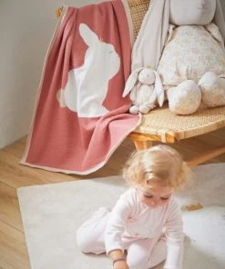 Noukie's Couverture Bébé En Tricot Pili Le Lapin Lina & Joy (75 X 100 Cm) -Bloom-boutique couverture bebe en tricot pili le lapin lina joy 75 x 100 cm 5