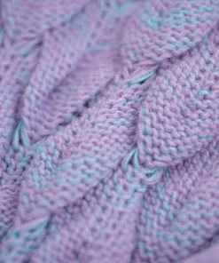 Crochetts Couverture De Sirène En écailles Violettes 70X140 Cm -Bloom-boutique couverture de sirene en ecailles violettes 70x140 cm 2