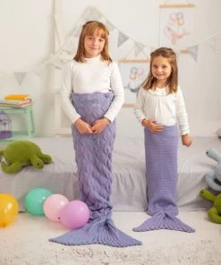 Crochetts Couverture De Sirène En écailles Violettes 70X140 Cm -Bloom-boutique couverture de sirene en ecailles violettes 70x140 cm 3