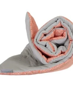 Chouchouette Couverture étoiles Corail 120x90 5 Chouchouette Couverture étoiles Corail 120x90 -Bloom-boutique couverture etoiles corail 120x90 3