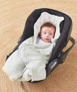 Noukie's Couverture Promenade Mousseline De Coton BIO Ouatinée, écru/sauge -Bloom-boutique couverture promenade mousseline de coton bio ouatinee ecru sauge 5