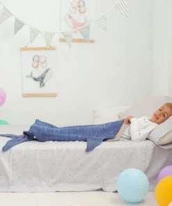 Crochetts Couverture Requin Bleu 60x90 Cm -Bloom-boutique couverture requin bleu 60x90 cm 2