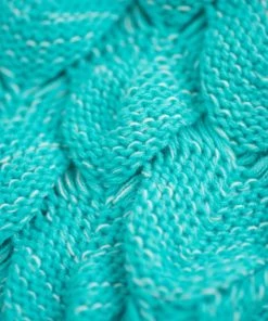 Crochetts Couverture Turquoise En écailles De Sirène 70X140 Cm -Bloom-boutique couverture turquoise en ecailles de sirene 70x140 cm 2