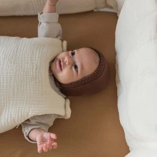 Cocoeko Drap Housse Gaze De Coton Camel (70 X 140 Cm) 4 Cocoeko Drap Housse Gaze De Coton Camel (70 X 140 Cm) – Image 4