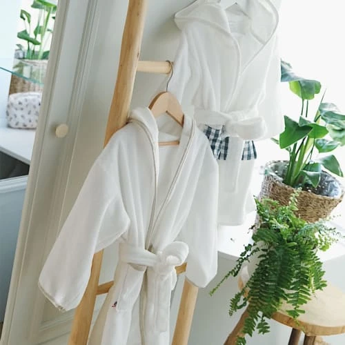 Cocoeko Peignoir Enfant Blanc & Lin (2-3 Ans) 3 Cocoeko Peignoir Enfant Blanc & Lin (2-3 Ans) – Image 3